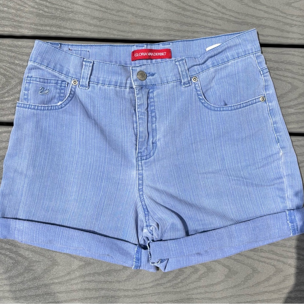 Gloria Vanderbilt Light Blue Jean Shorts